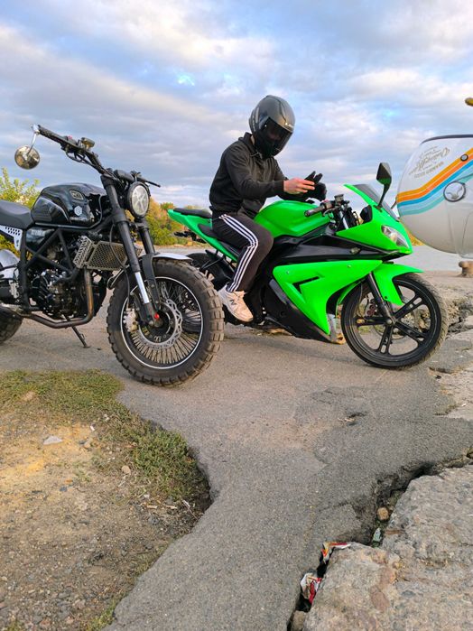 Продам мотоцикл viper r1