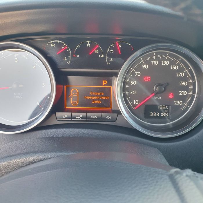 Peugeot 508 SW 2015