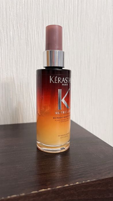 Kerastase 8-годинна нічна живильна сироватка для сухого волосся