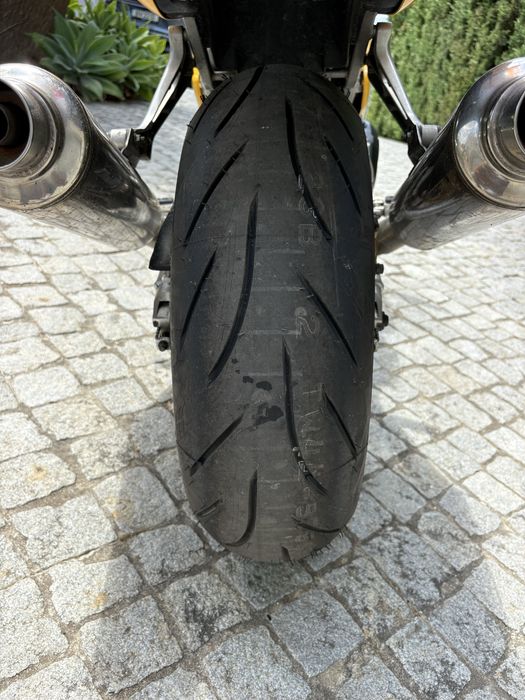 HONDA VTR 1000 FireStorm