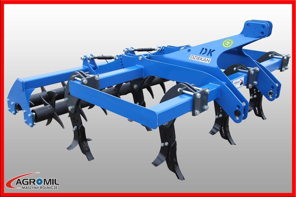 Pług dłutowy z wałem kolczatkowym bezorkowy PIRAT 1,8 2,2 2,6 3,0 3,2