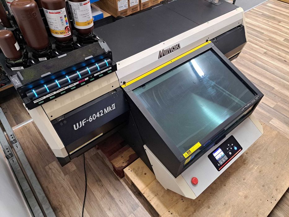 Mimaki UJF-6042 MKII, espetacular impressora UV