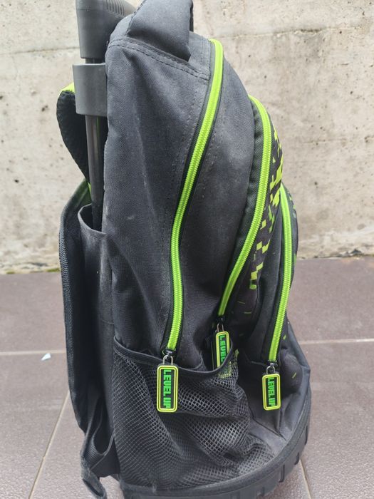 Mochila original rodinhas.
