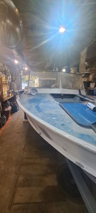 Продам лодку прогрес 4