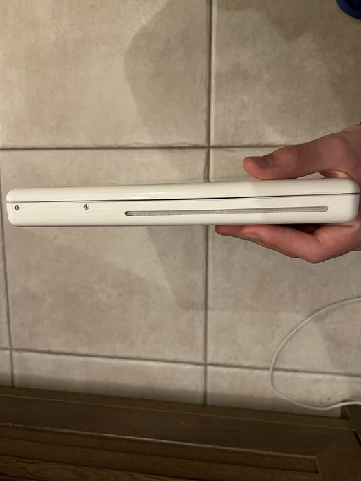 MacBook A1181 у гарному стані