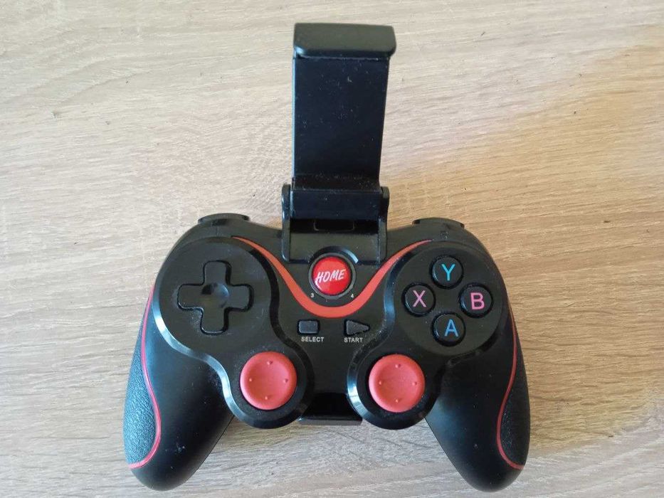 Ігровий джойстик бездротовий для ПК і приставок