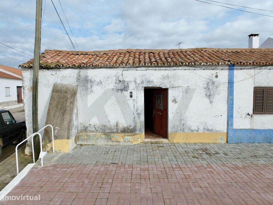 Moradia Típica para recuperar em Ermidas Aldeia – Santiago do Cacém