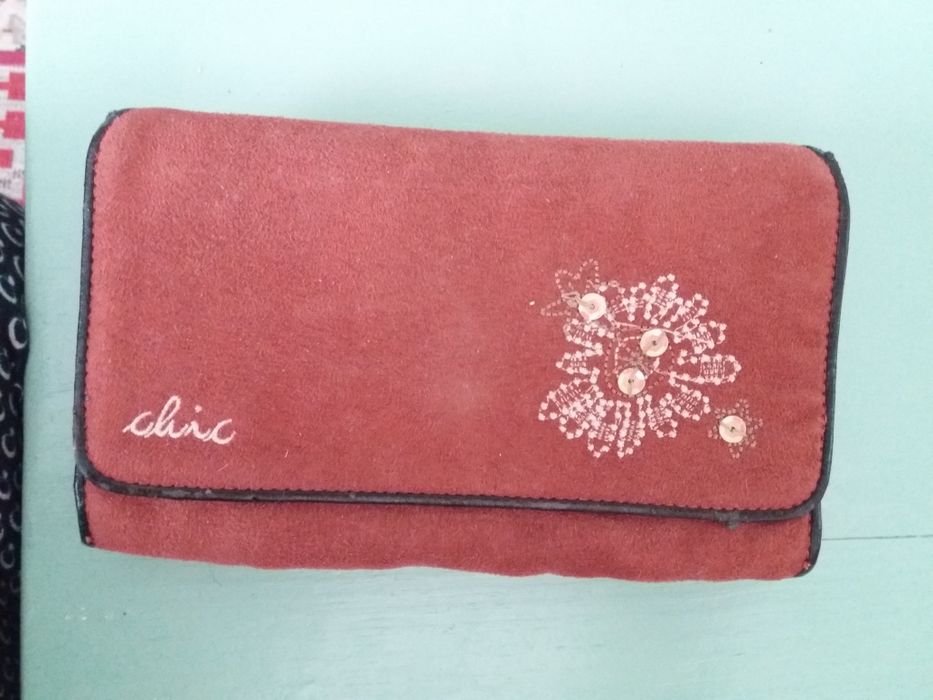 Carteira castanha grande