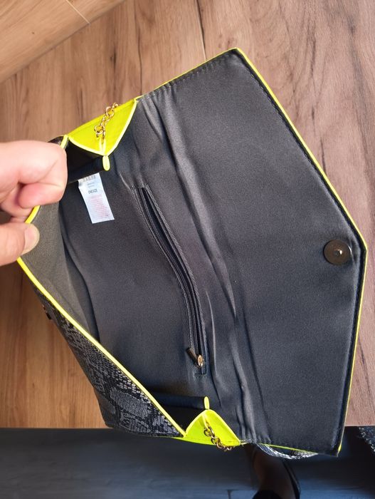 Torebka kopertówka wąż idealny stan.