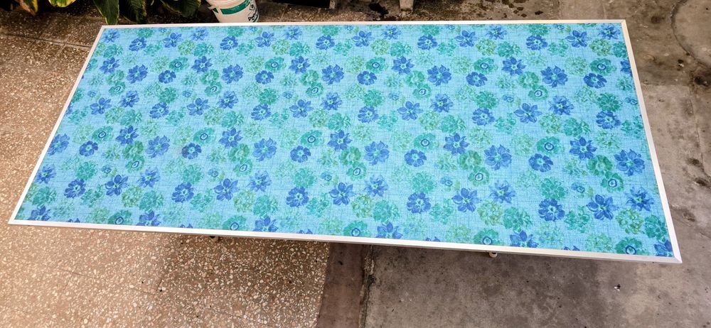 Mesa 1.10 m  ×  2.45 m