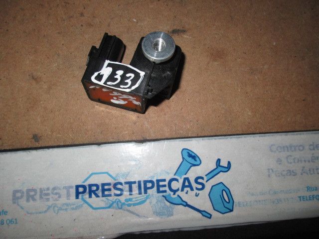 Sensor airbag frente esquerdo RENAULT Megane I Classic (LA0/1_)