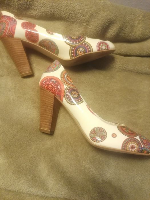 Czółenka skóra naturalna włoska 37