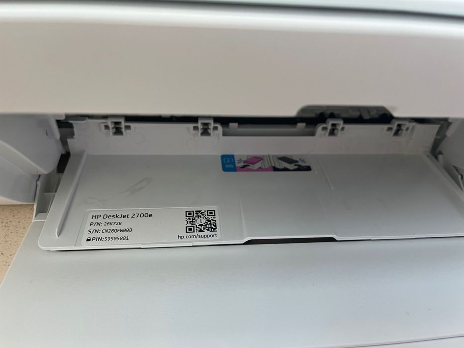 Impressora HP deskjet 2710e