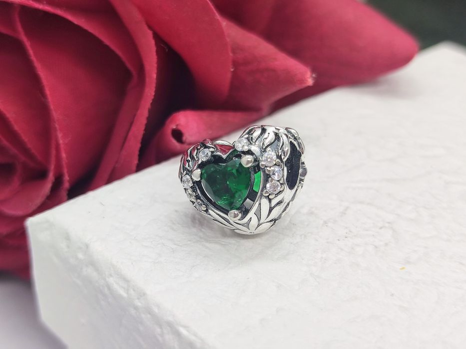 Charm's srebrny dwustronny kryształowe serce S925