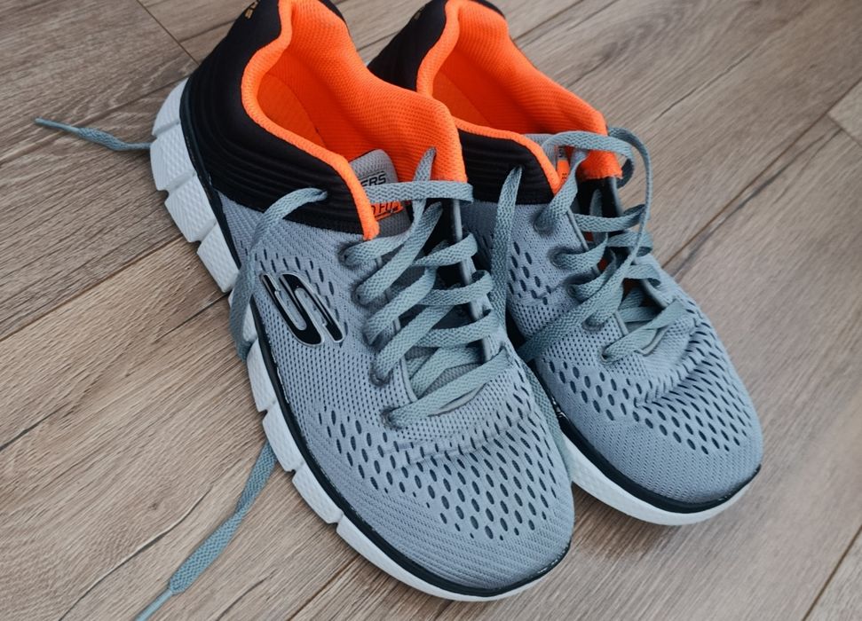 Кросівки skechers memory жіночі