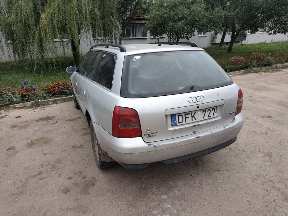 продам Ауді А4 б5