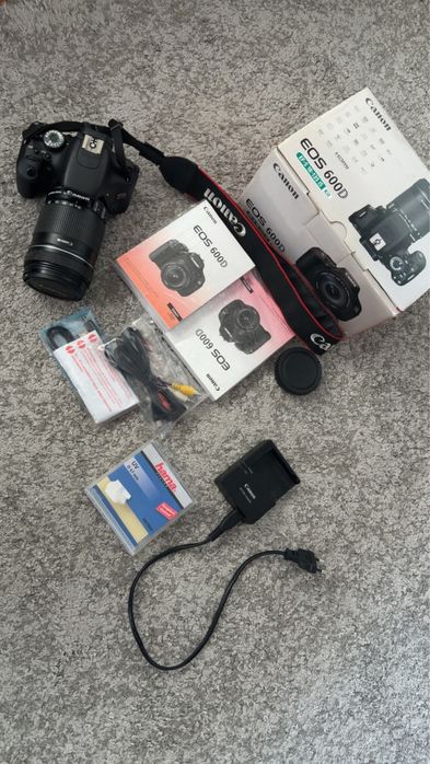 Canon EOS 600D aparat