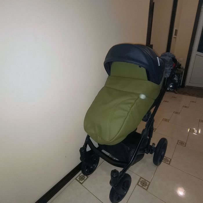 Продається каляска Riko Basik