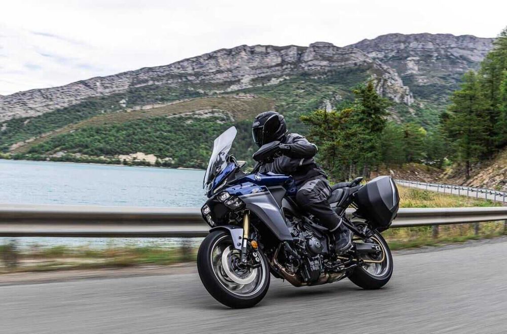 Yamaha Tracer 9 GT+ Y-AMT 2026