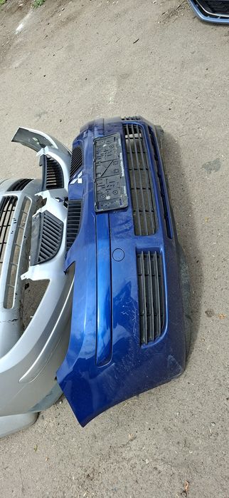 Бампер Міцубісі Кольт Mitsubishi Colt