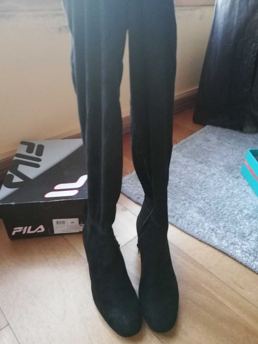 Botas camurça, cano alto preto, 36