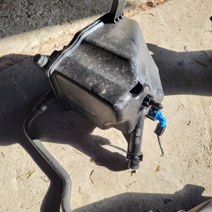 Bmw e60 e61  zbiornik zbiorniczek wyrównawczy płynu chłodzącego