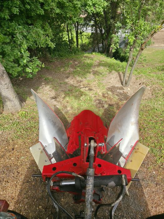 Charuas Agrícola de Tractor