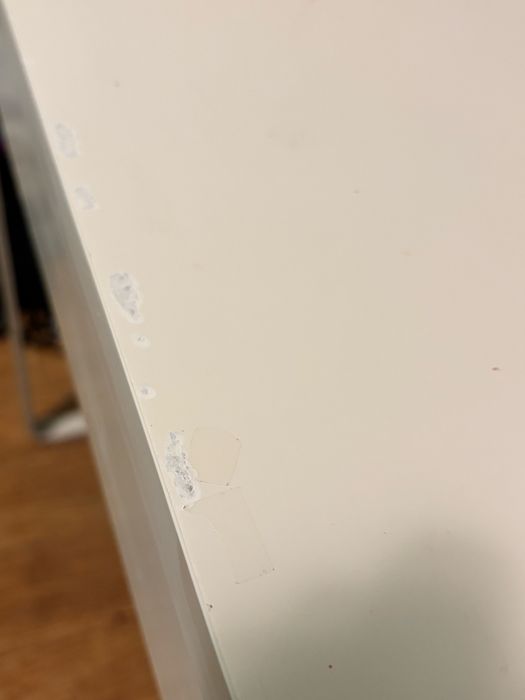Biurko IKEA MICKE białe (105x50 cm)