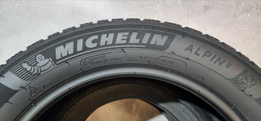 205.55.16 Michelin Alpin6 4шт
