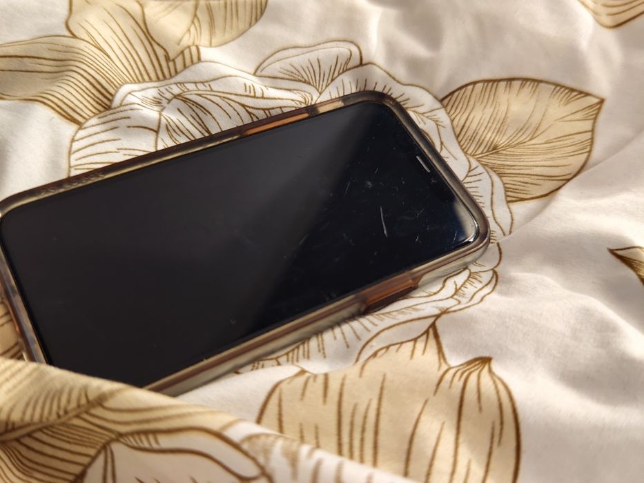 iPhone 11 Pro | Uszkodzony tył | Działa sprawnie