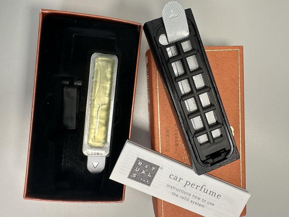 Ambientador rituals carro