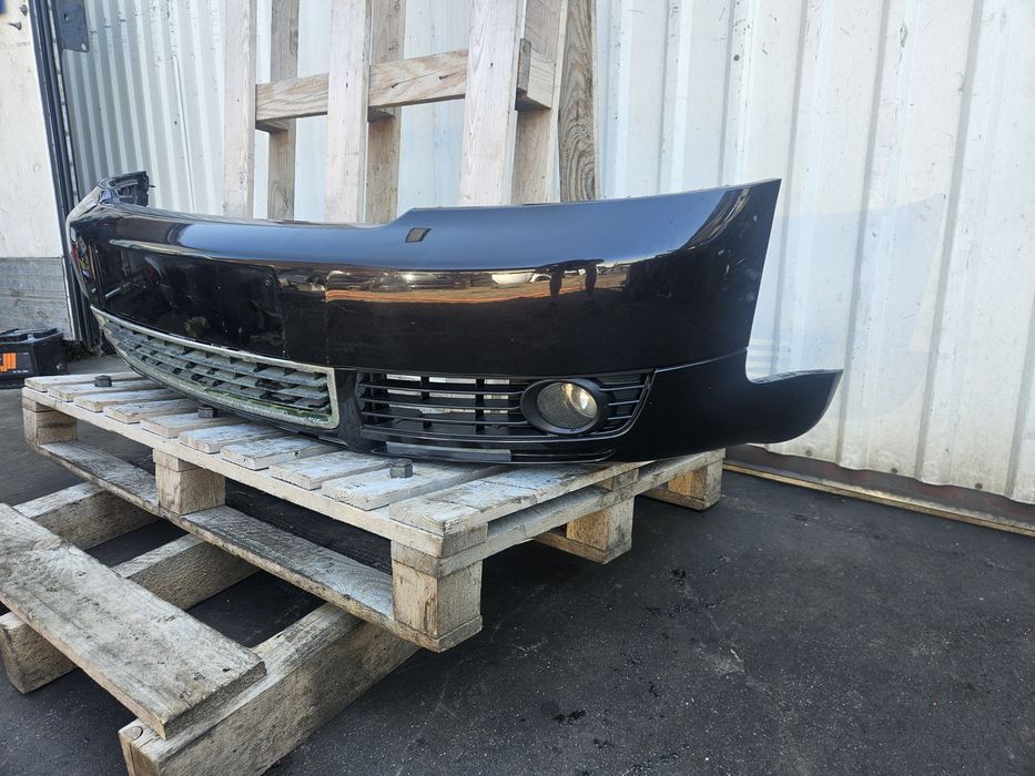 Zderzak Przedni Audi A6c5 LZ7W