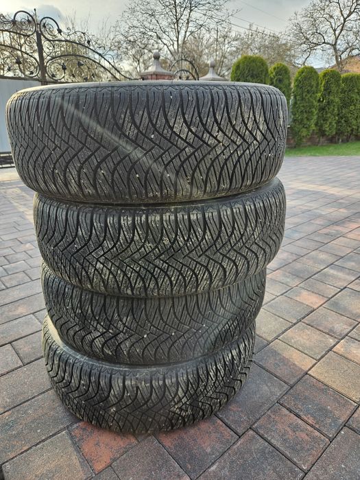 215/55 r18 3324 Goodride