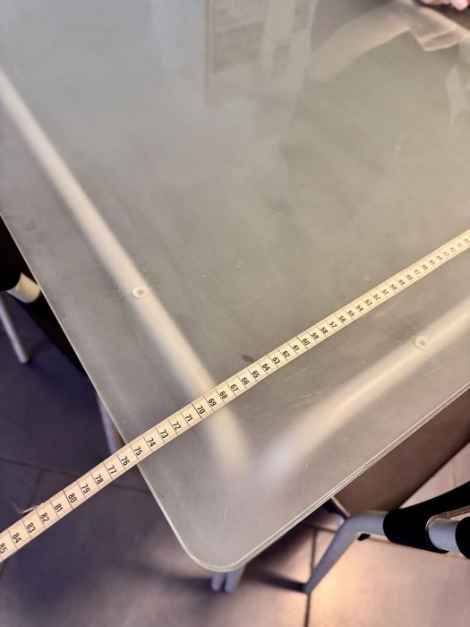 Stoł kuchenny z 4 krzeslami