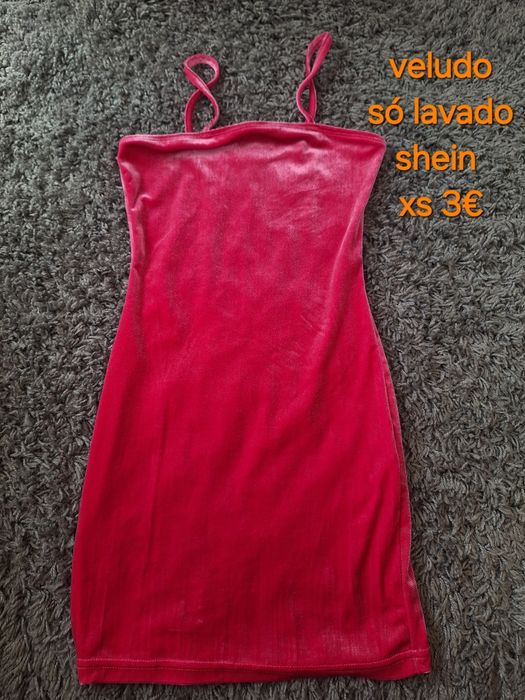 Vestido veludo xs novo
