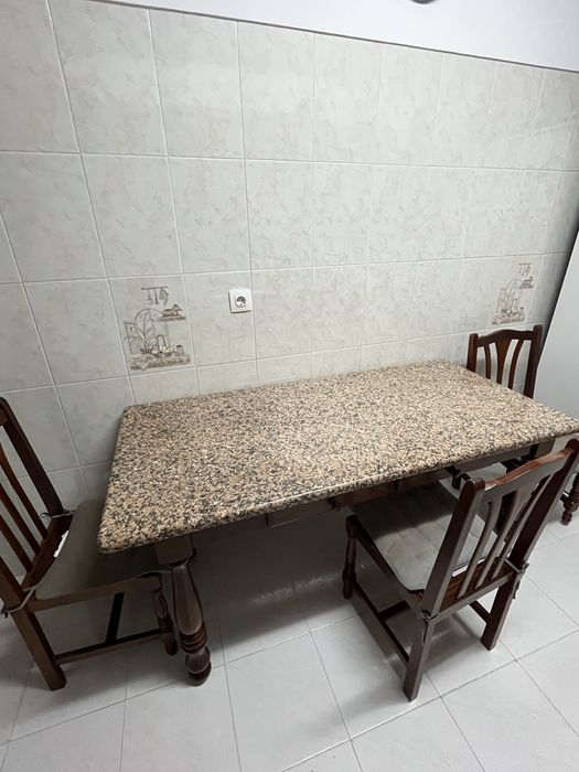 Mesa Cozinha em granito