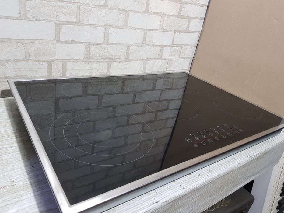 Варильна поверхння/варочная поверхность PKM EB-C5-3KBTC б/у