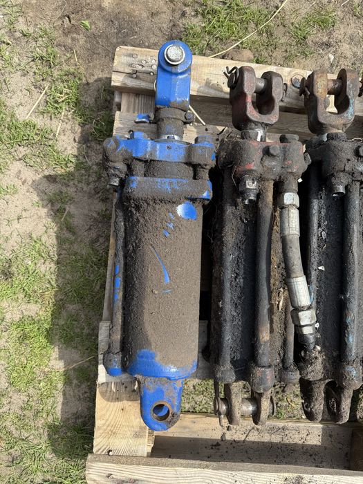 Циліндр 100, МТЗ. ЦС-100, в Хорошому Стані. Циліндр Навіски МТЗ.