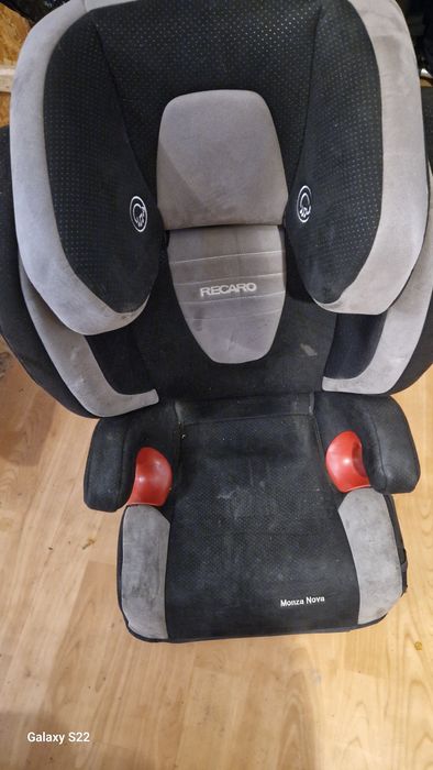 Fotelik samochodowy recaro