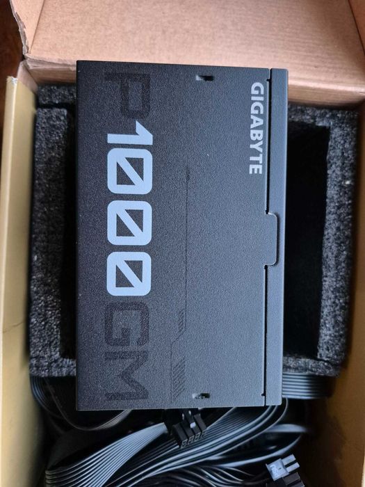Zasilacz Gigabyte P1000GM 1000W 80 Plus GOLD