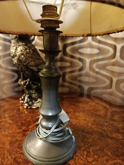 Лампа настольная