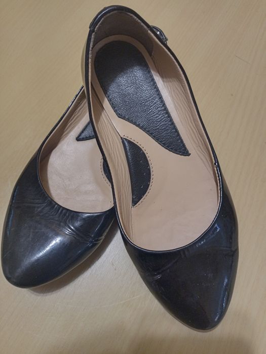 Туфли лаковые черного цвета