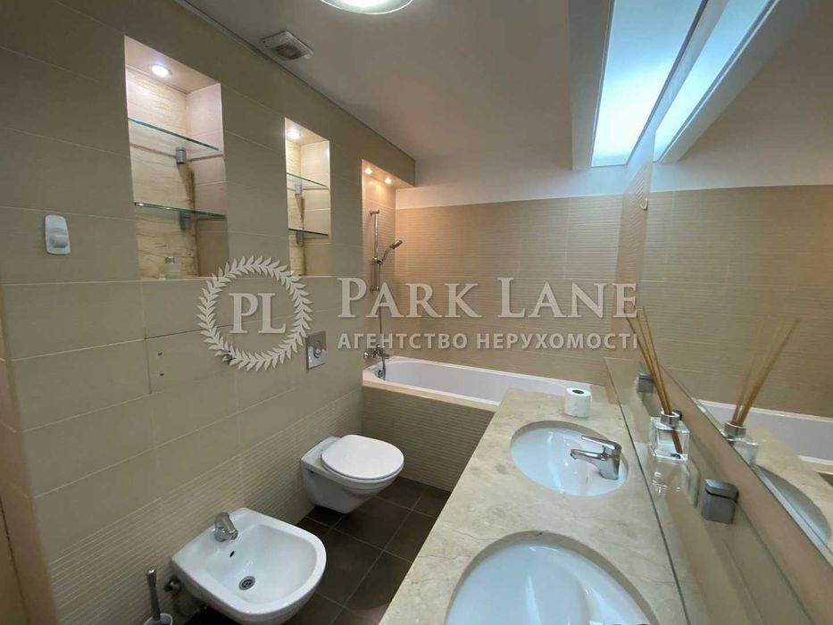 Продаж 3-к Панаса Мирного 28а ЖК Корона