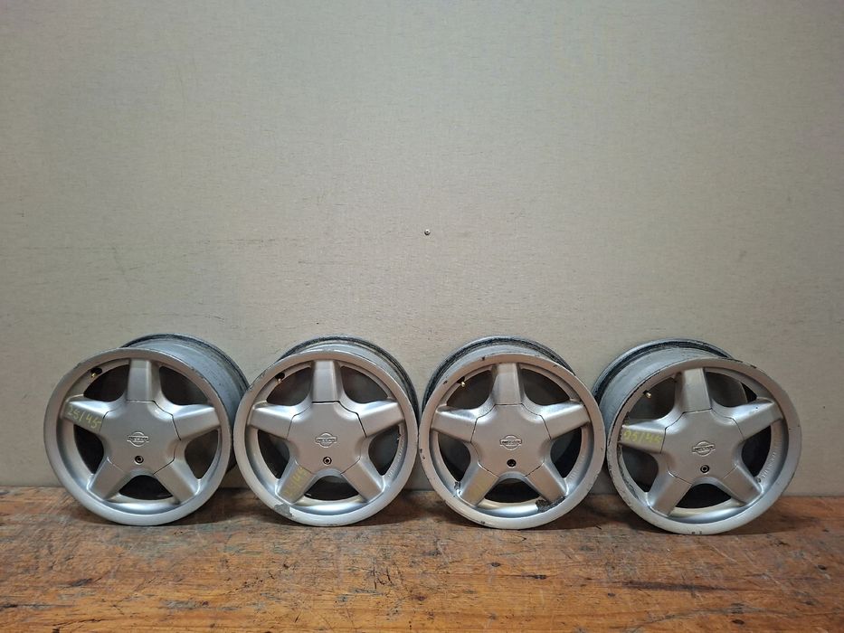 Conjunto de jantes NISSAN Primera Hatchback (P10)