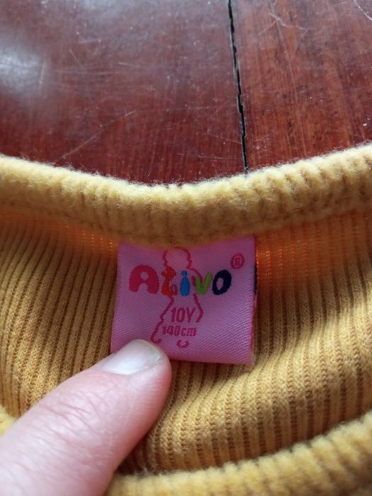 Camisola de menina de inverno