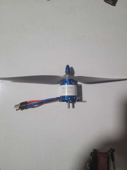 Продам комплект запчастин для FPV дрона / літака / FPV-крила