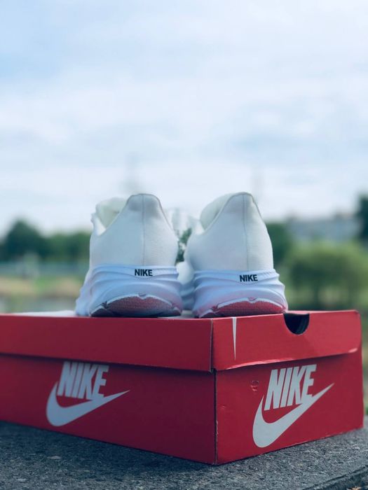 Размер 44! Скидка! Последняя пара! Найк красовки Белые кроссовки Nike летние кроссовки Найк беговые красовки Nike кросівки білі чоловічі розмір 44 топ
