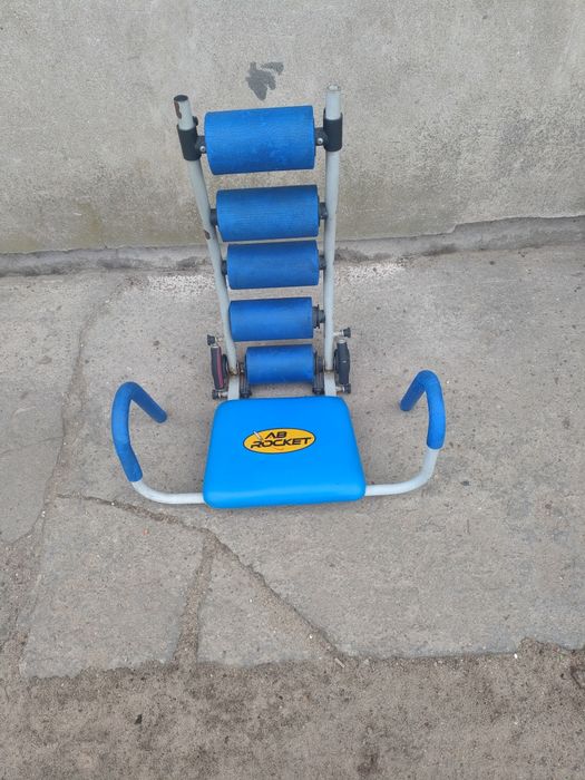 Ławeczka do brzuszków