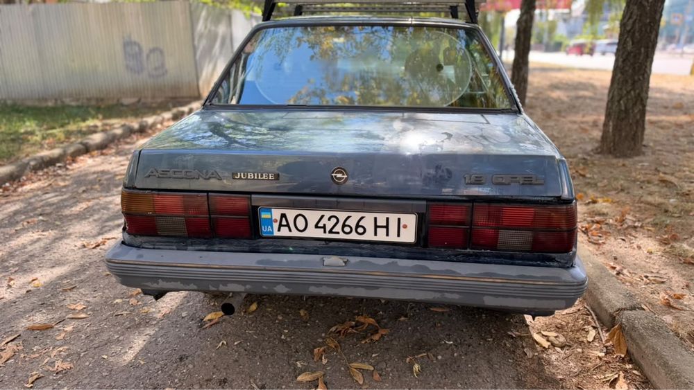 продаётся Опель аскона автомат
