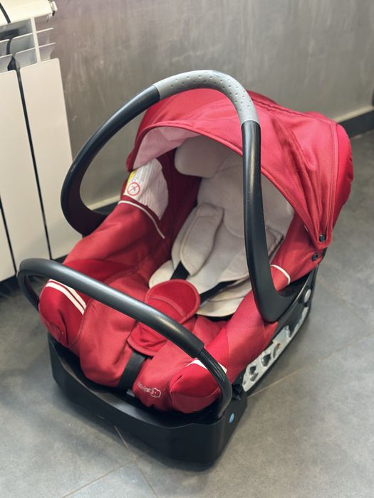 Автокрісло з базою 0+